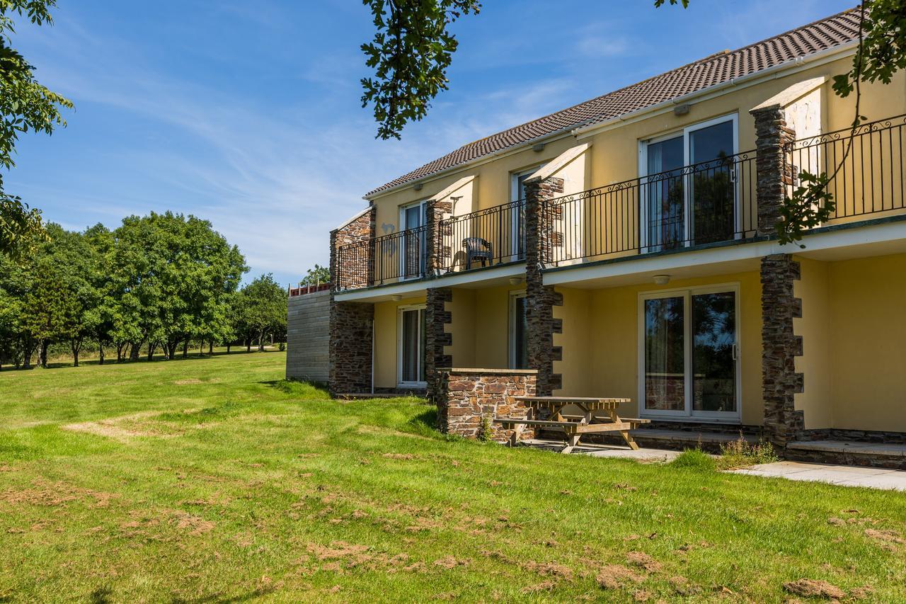 Carvynick Holiday Park Saint Enoder ภายนอก รูปภาพ