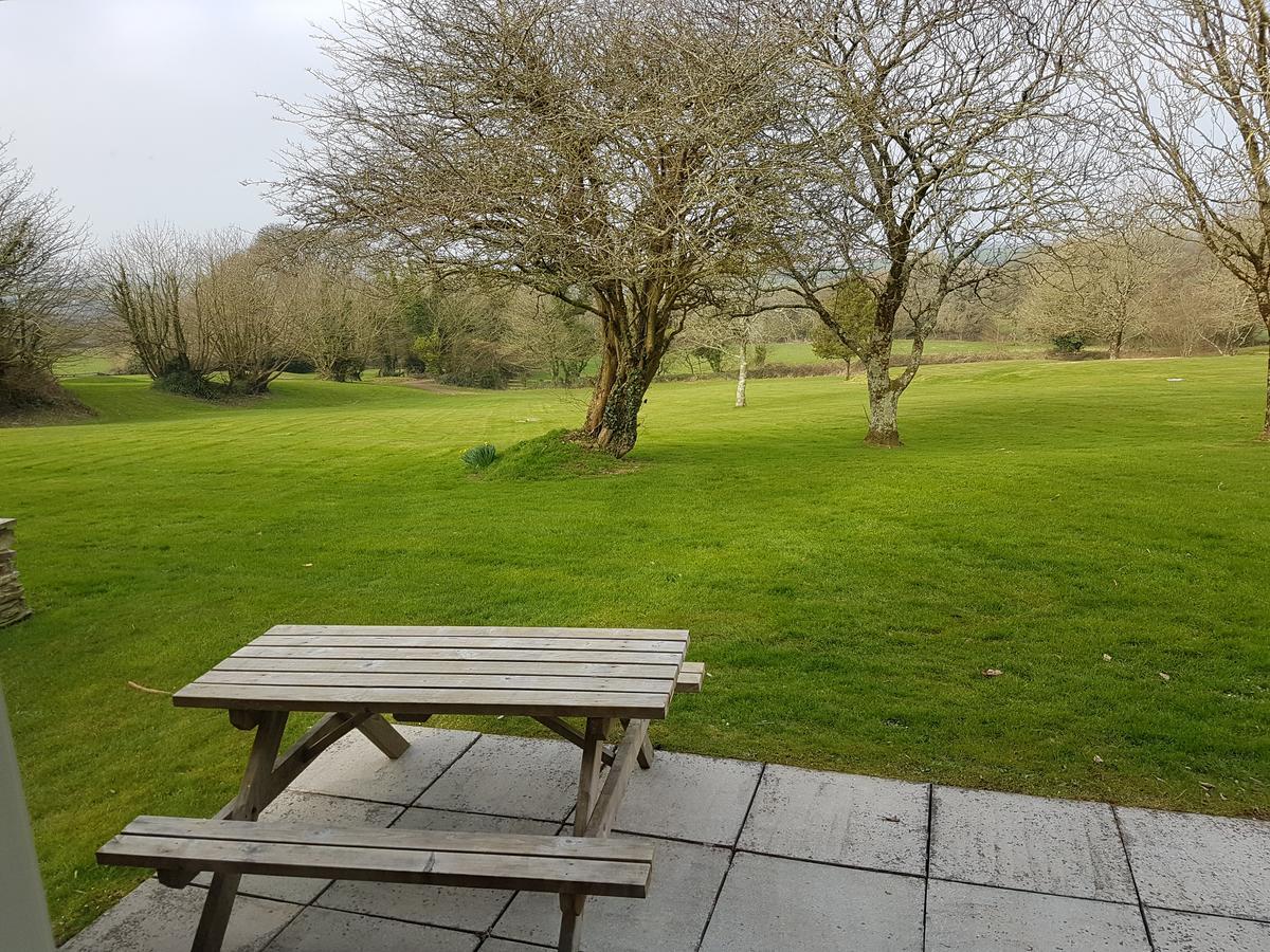 Carvynick Holiday Park Saint Enoder ภายนอก รูปภาพ